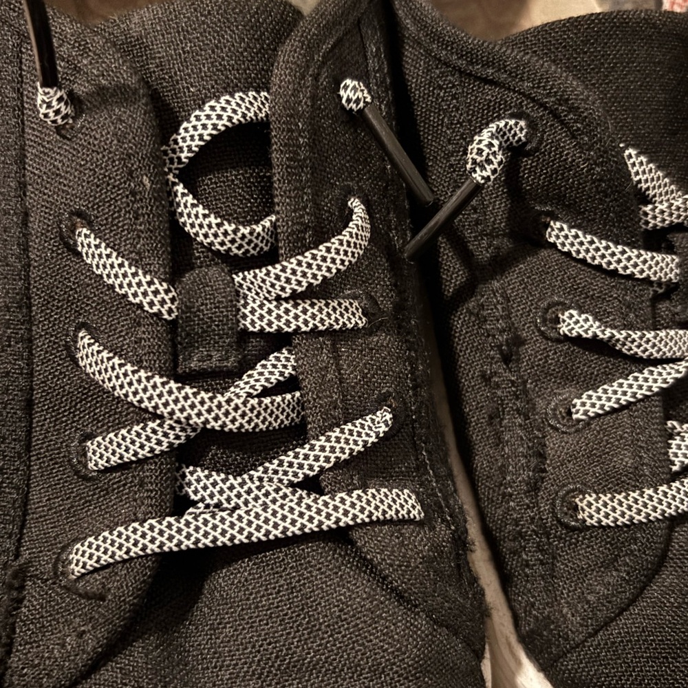Hey Dudes- Cody- Womens Size 8 Black Sneakers with White Soles - Picture 8 of 9